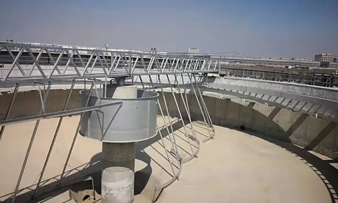 ZQXN型週邊傳動全橋虹吸式吸泥機