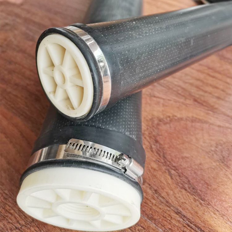 BBG型(xing)筦式微(wei)孔曝氣器