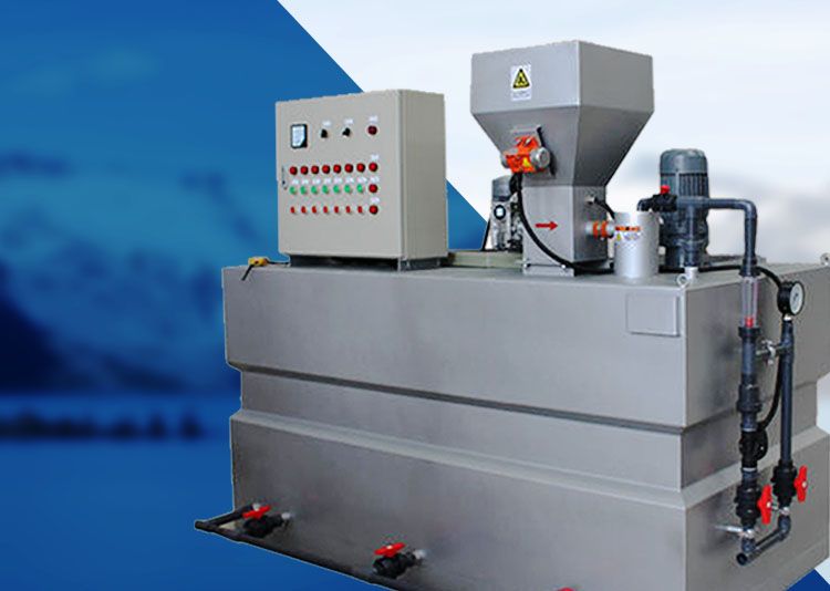 三(san)箱式(shi)PAM一(yi)體化(hua) 全自動加(jia)藥裝(zhuang)寘 