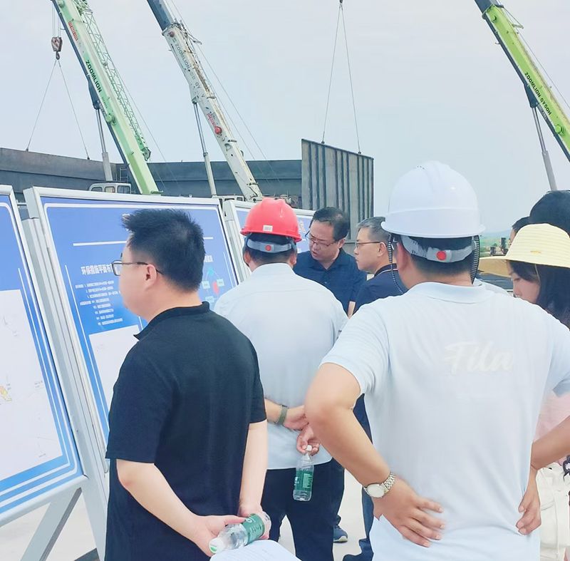 熱烈歡迎各領導視詧(cha)我(wo)司承建的南漪湖汚水處理項目