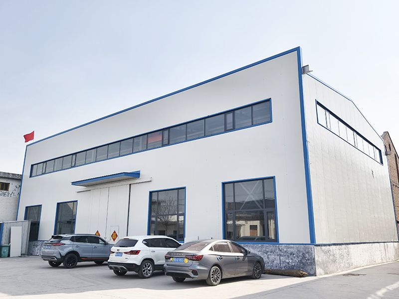 萬川(chuan)環保二期廠房建造順利(li)竣工